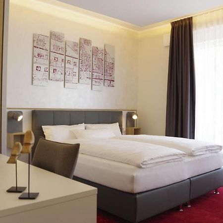 Hotel Am Waldkasino 埃尔福特 外观 照片