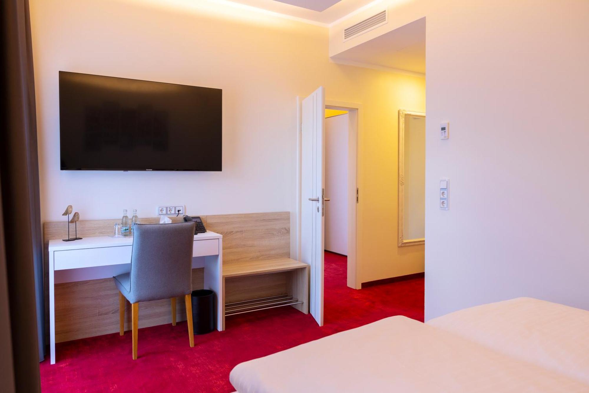 Hotel Am Waldkasino 埃尔福特 外观 照片